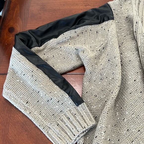 Yaira Taupe Flecked Cardigan Sweater with Black Faux Leather Accents Size Large - Picture 7 of 11